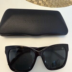 NEW Balenciaga Sunglasses BB0102SA